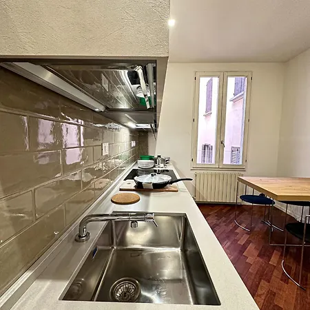 Whouse Large Indipendenza Bologna